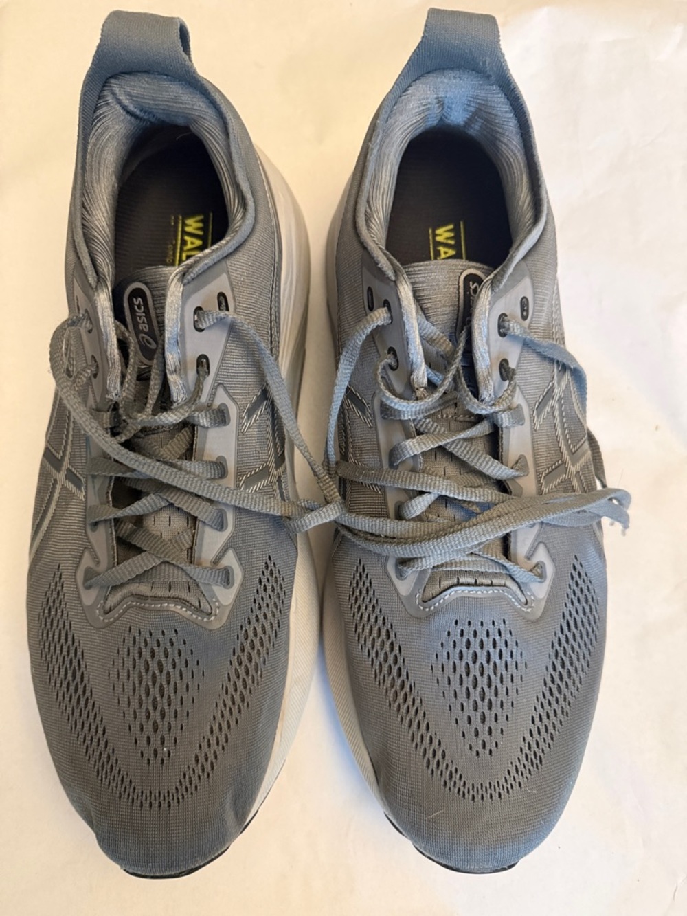 ASICS Gel Kayano 31 Men's Gray Lightweight Running Shoes